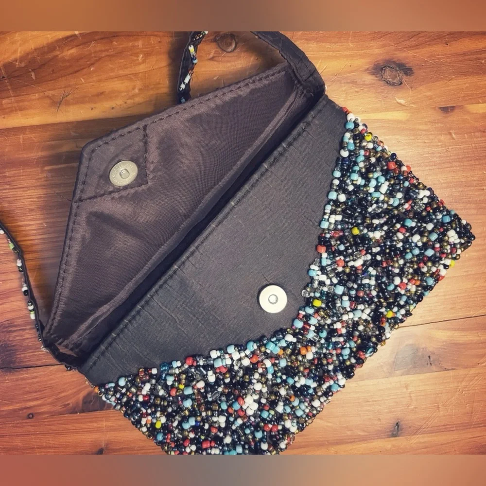 Heavily beaded Indonesian CLUTCH OR CROSSBODY BAG neutral Brazil beads!